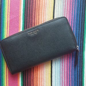 Kate Spade NY Spencer Zip around wallet Pebbled leather black